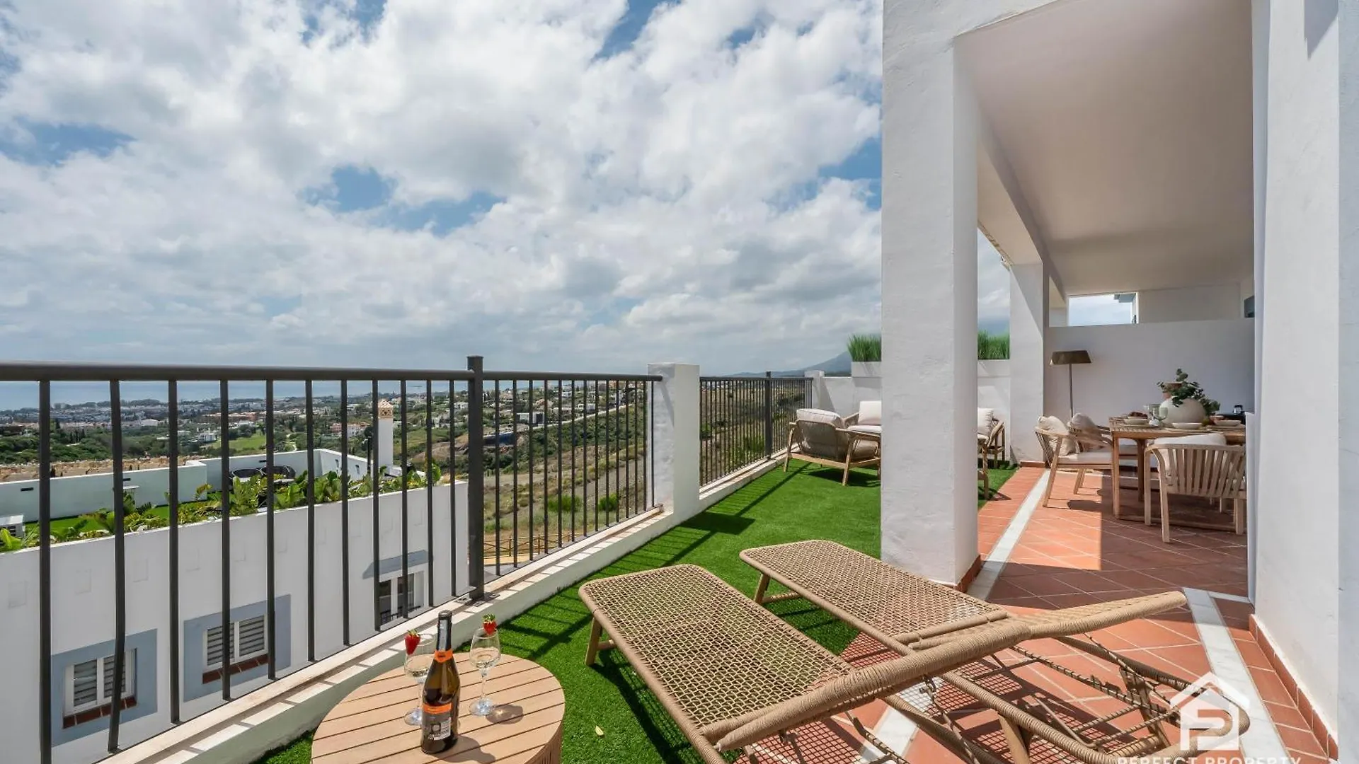 Paraiso Pueblo - 3Br With Panoramic Views And 7 Pools Estepona 0*,  Spain