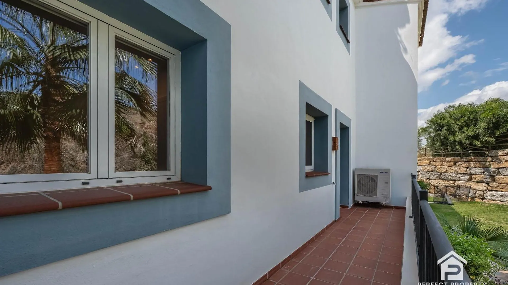 Apartment Paraiso Pueblo - 3Br With Panoramic Views And 7 Pools Estepona Spain