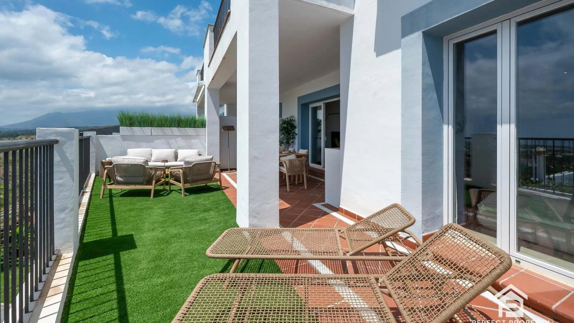 Apartment Paraiso Pueblo - 3Br With Panoramic Views And 7 Pools Estepona