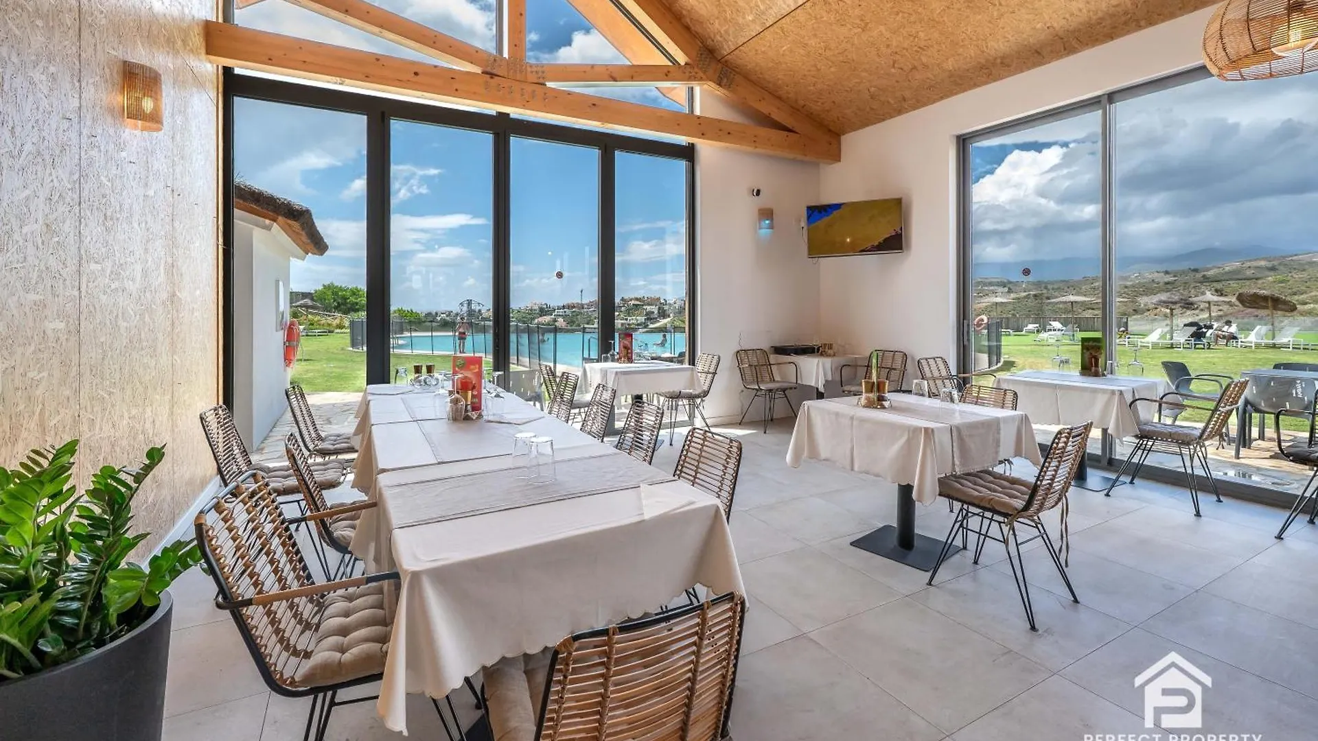 Paraiso Pueblo - 3Br With Panoramic Views And 7 Pools Estepona 0*,