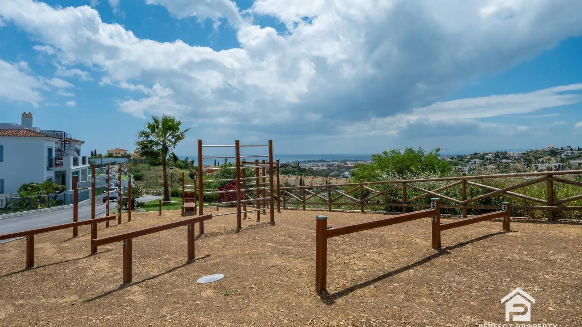 Paraiso Pueblo - 3Br With Panoramic Views And 7 Pools Estepona 0*,  Hiszpania